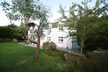 Traditional 3- bed cottage on outskirts of Rock, North Cornwall, UK