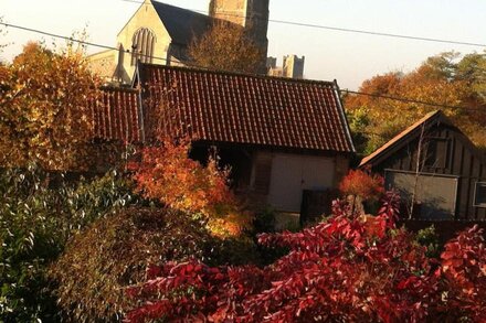 18th Century Cottage In Historic Orford, Close To Aldeburgh, Snape, Southwold