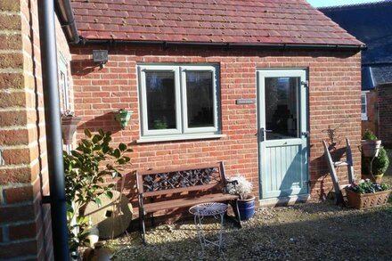 Contemporary Garden Cottage