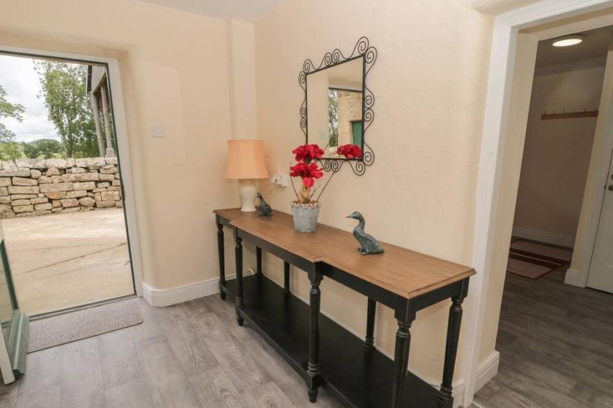 THE FOLLY, pet friendly, country holiday cottage in Belsay
