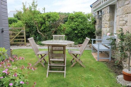 14 BOSCASWELL DOWNS, pet friendly, with open fire in Pendeen