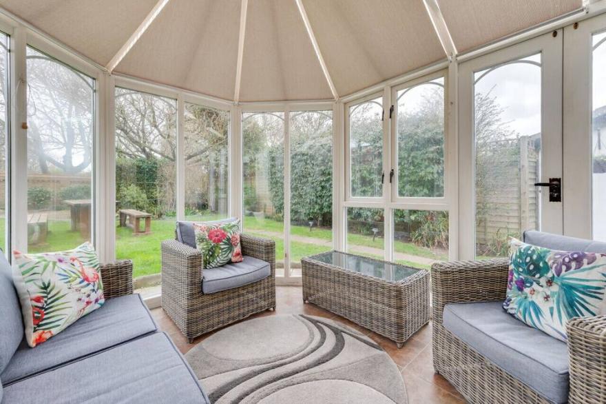 Church Farm Cottage - Three Bedroom House, Sleeps 5