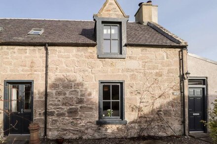 59 SOCIETY STREET, family friendly, country holiday cottage in Nairn