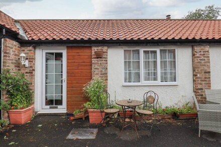 RAMBLER'S REST, with a garden in Bridlington