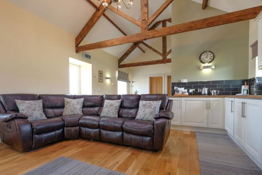 FERN COTTAGE, family friendly, with open fire in Butterknowle