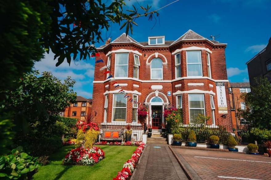 Barford House - One Bedroom First Floor Apartment In Southport