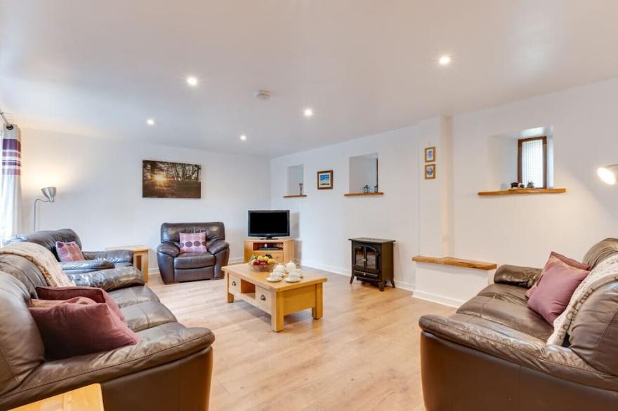 Nellies - Three Bedroom House, Sleeps 8