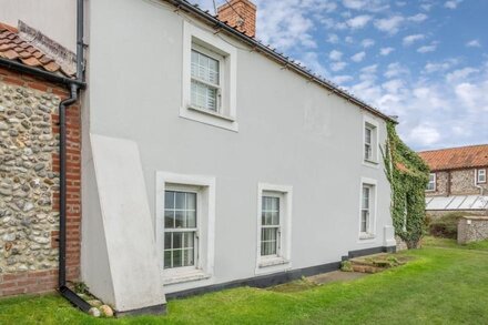 Barn Cottage provides stylish and spacious accommodation, with incredible views across the marshes t