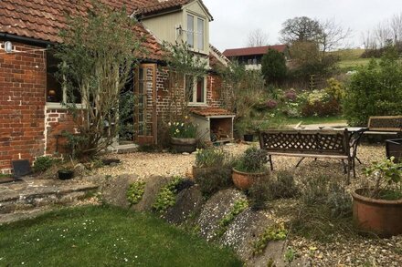 The Old Dairy, North End Farm Dorset, light spacious barn conversion cottage