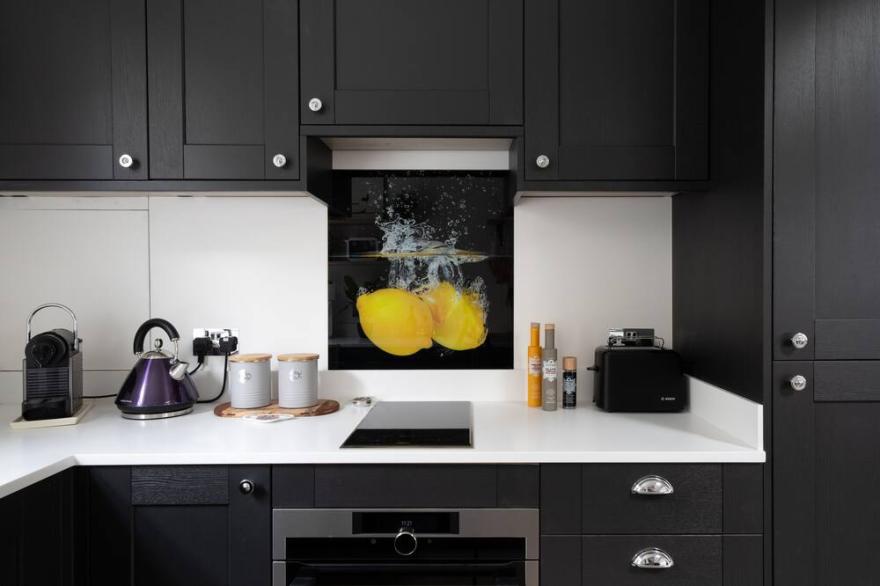 Kensington London Loveley Quaint Mews Home 2 Beds Sleeps 3 - GREAT PLACE TO STAY
