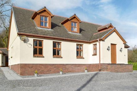 4 bedroom accommodation in Mynydd Cerrig, near Llanelli