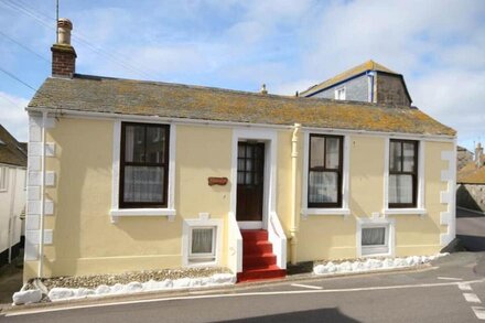 Granny's - Two Bedroom House, Sleeps 4