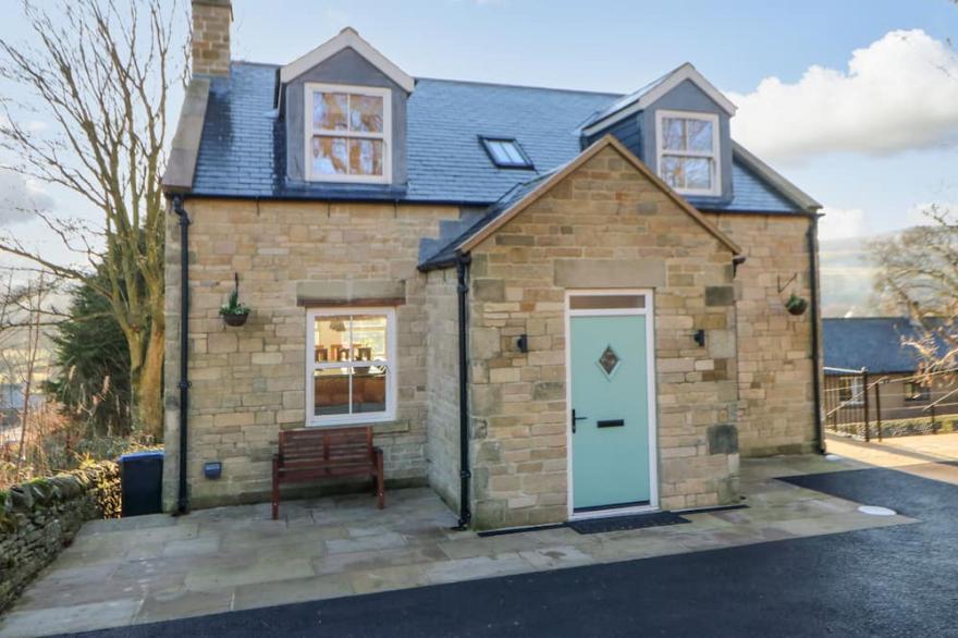 BRAMBLEWOOD COTTAGE, Family Friendly In Middleton-In-Teesdale