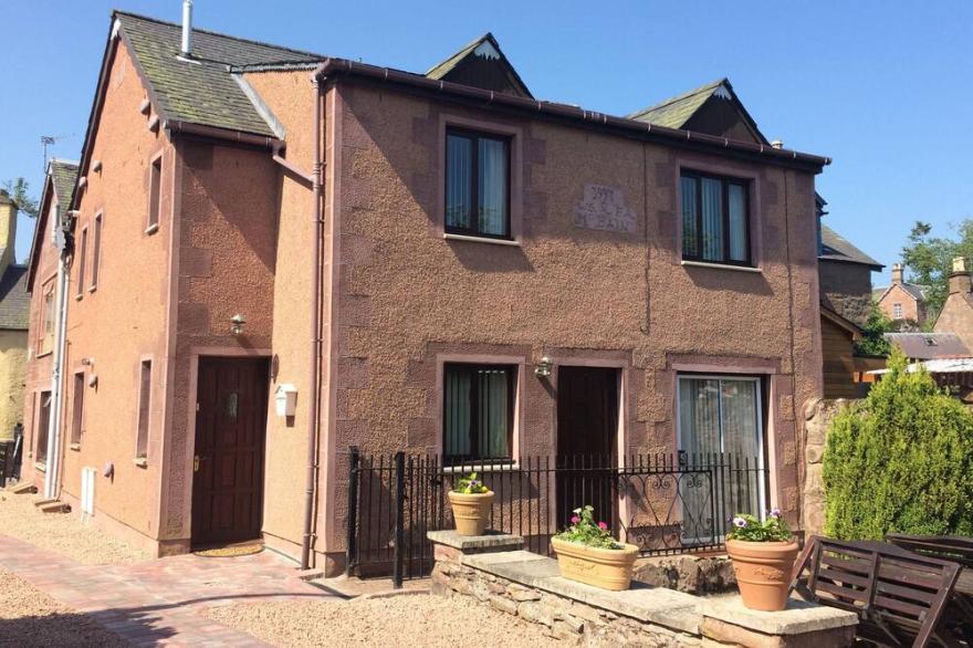 Comfortable 2-Bed House Alyth Near Dundee