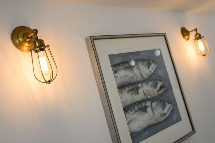 Sail Loft Studio - Three Bedroom Apartment, Sleeps 6