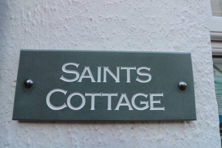 SAINTS COTTAGE, family friendly in Scarborough