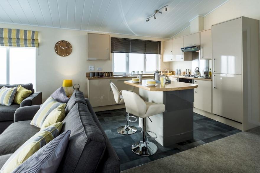 Luxury 3 Bedroom Lodge (sleeps 6)