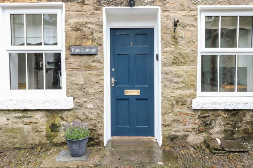 PINE COTTAGE, pet friendly, character holiday cottage in Sedbergh