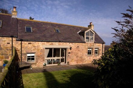 Dairy Three - Three Bedroom House, Sleeps 6