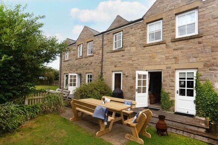 Driftwood - Three Bedroom House, Sleeps 6