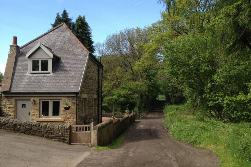 The Old Paper Mill - One Bedroom House, Sleeps 2