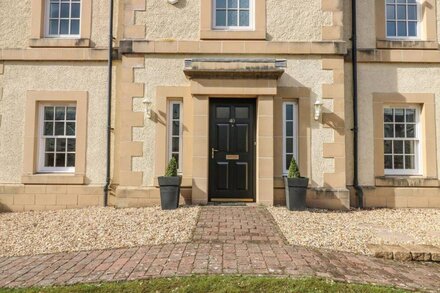 40 BOWMONT COURT, pet friendly, character holiday cottage in Kelso