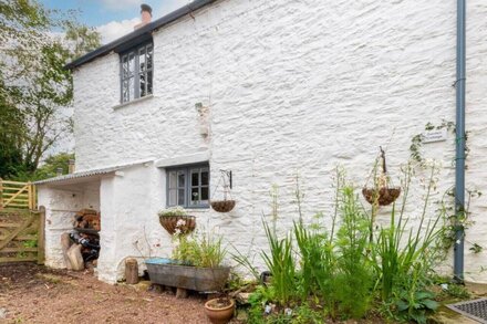 Garden Cottage - One Bedroom House, Sleeps 2