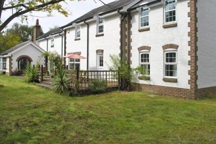 West Mount Cottage -  an annexe that sleeps 4 guests  in 2 bedrooms