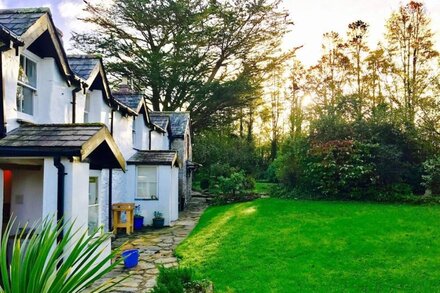 Lana Vale Cottage - Idyllic Getaway in North Cornwall