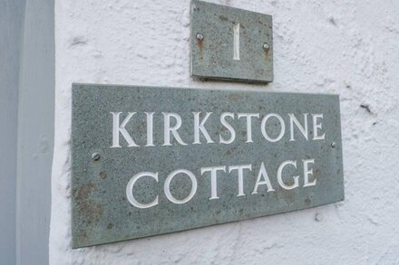 KIRKSTONE COTTAGE, romantic, character holiday cottage in Ambleside