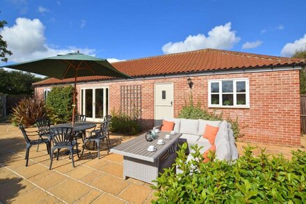 Oak Lodge - Three Bedroom House, Sleeps 6