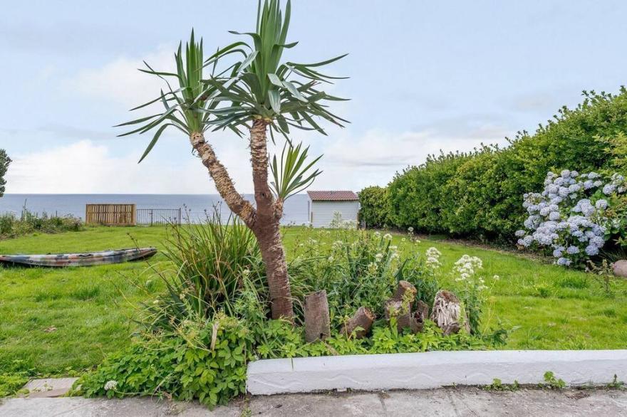 4 bedroom accommodation in Downderry, near Looe