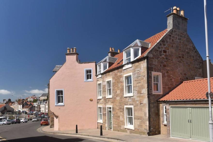 House On The Harbour Pittenweem East Neuk Of Fife