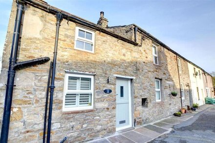 Newkin House - Three Bedroom House, Sleeps 4