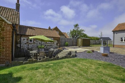 3 Top End Cottages - Four Bedroom House, Sleeps 8