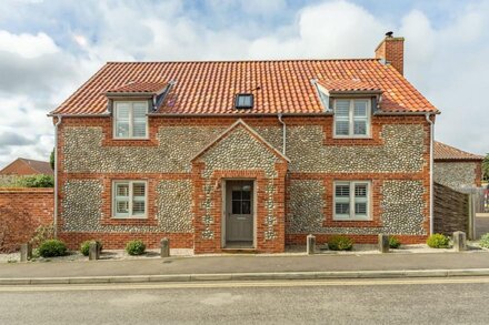 Luxury house in Norfolk's loveliest village