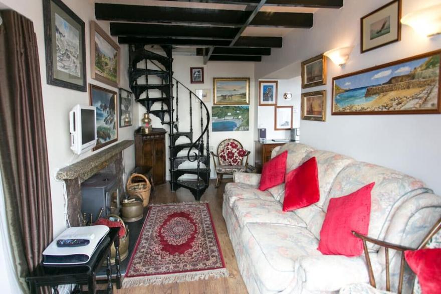 The Magazine - Two Bedroom House, Sleeps 4