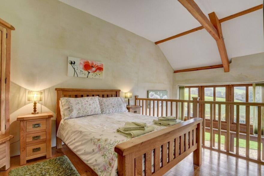 Workshop - One Bedroom House, Sleeps 2