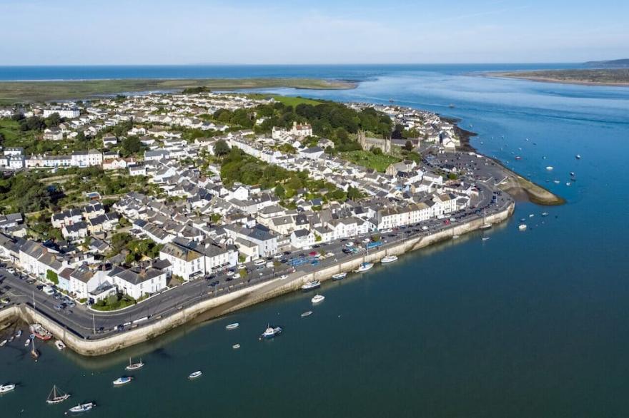 Tidal View - Four Bedroom House, Sleeps 6