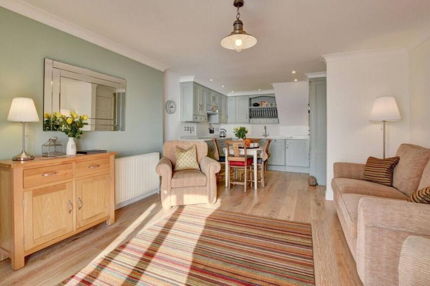 Shoreline - Two Bedroom Apartment, Sleeps 4