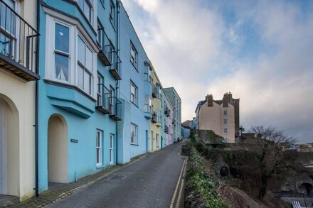 Pass the Keys | 3 Goscar Court, Tenby