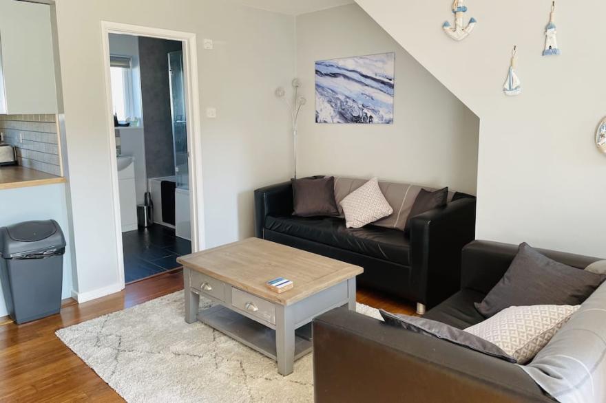 The Beach House, Suffolk Coast,<br>Beach access from site & covered heated pool
