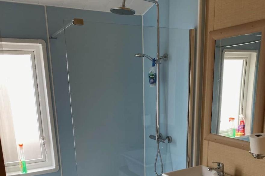 Luxury Lodge sleeps 5  Burgh Castle <br>Great Yarmouth <br>Norfolk
