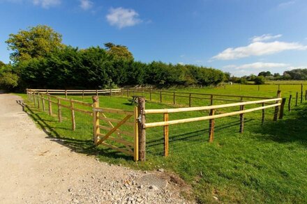 Old Dairy Cottage -  Self catering cottage in the heart of rural Wiltshire. Kennet Avon Canal Nearby