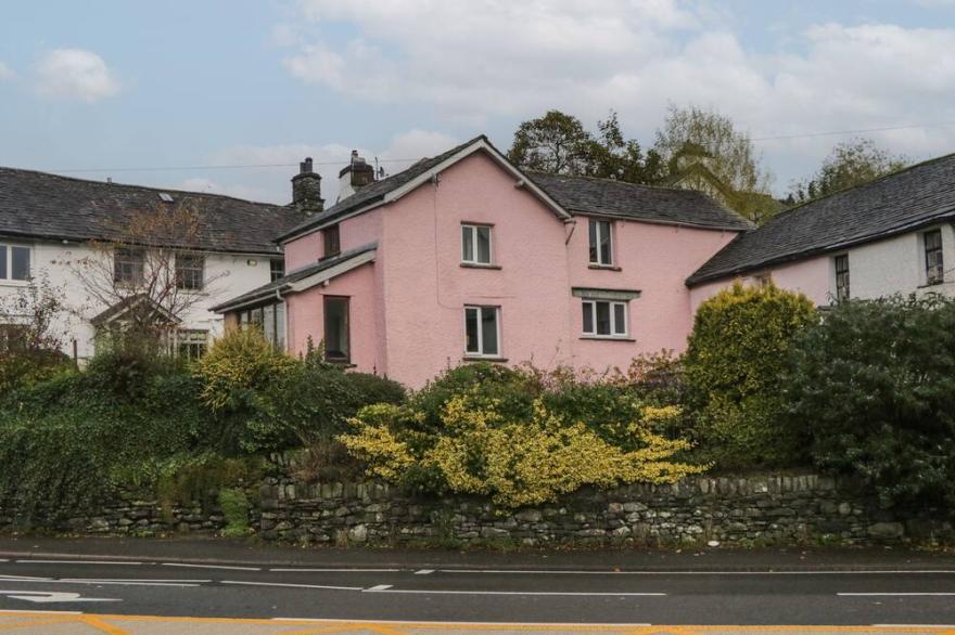 BEND OR BUMP, Pet Friendly, With A Garden In Troutbeck Bridge