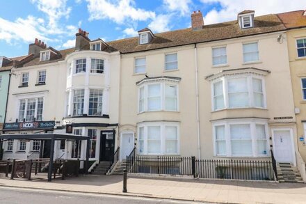 LOW TIDE, country holiday cottage in Weymouth