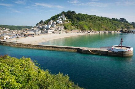 Sea Holly, Looe - One Bedroom Apartment, Sleeps 2