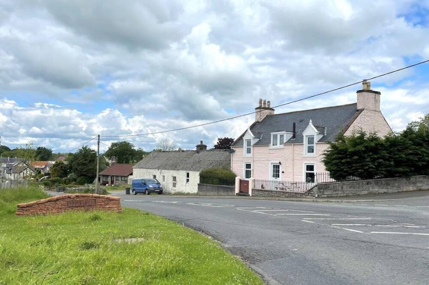 Pass the Keys | Spacious 3BR Cottage in Beautiful Rural Setting