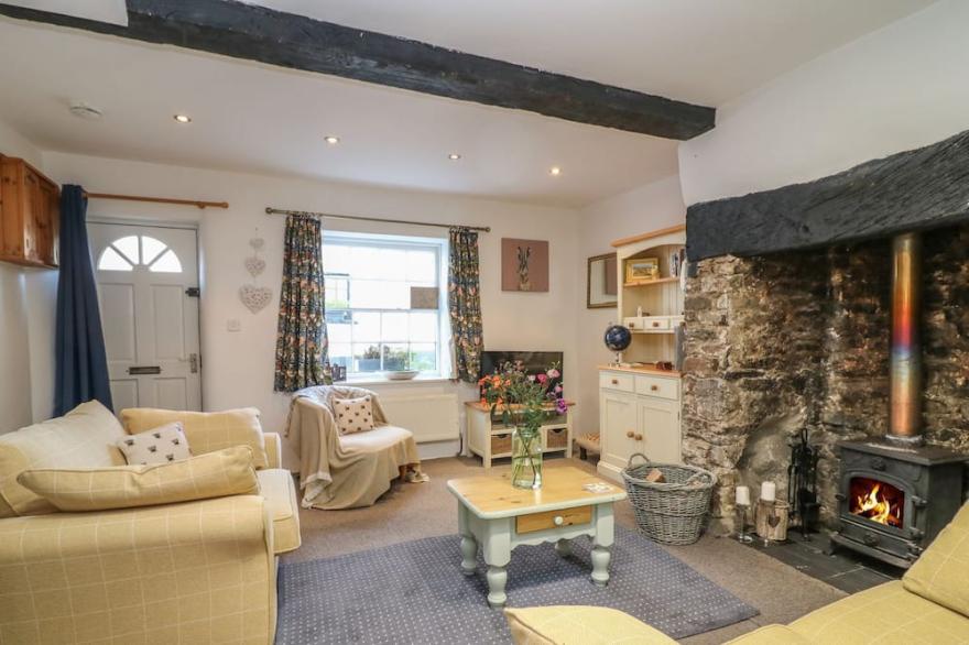 Pretty Cottage in the Heart of Devon
