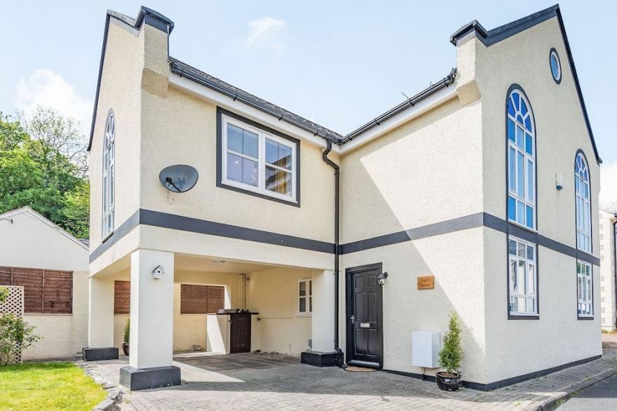 3 bedroom accommodation in Bryn Pydew